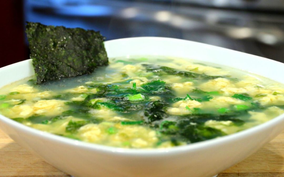 Easy Egg Drop Soup with Seaweed 紫菜蛋花汤